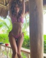 Amira - rdv naturiste